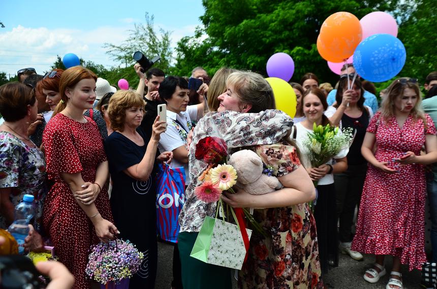 Las amigas de Olga Ivanova la acogen tras su liberación